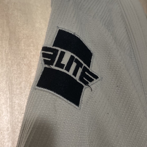 Men’s Elite BJJ Gi A4 w/Pants - Picture 2 of 5